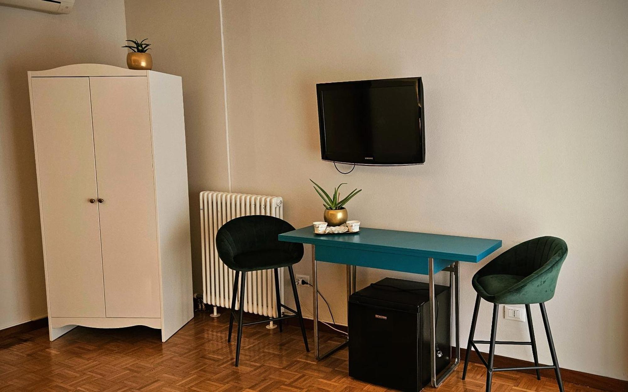 Verona Express Rooms מראה חיצוני תמונה